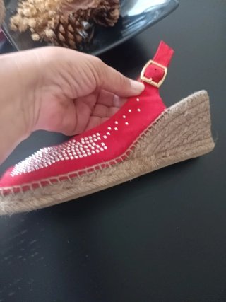 Alpargatas Kanna Rojas y Plateadas