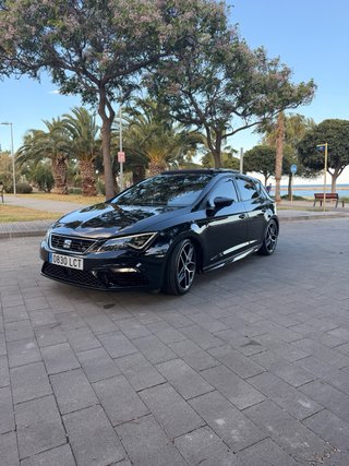 SEAT LEON FR 5F “CUPRA LOOK”