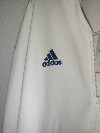 Chaqueta Real Madrid Adidas Talla XXL Nueva