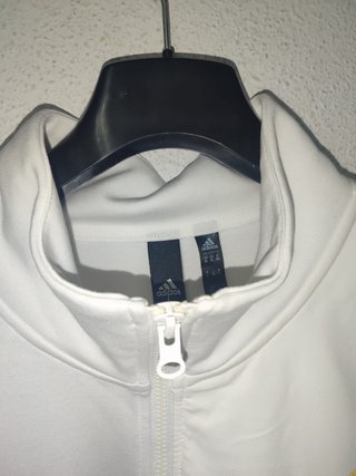 Chaqueta Real Madrid Adidas Talla XXL Nueva