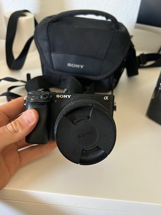 Sony a6400 + Sigma 18-50mm f/2.8