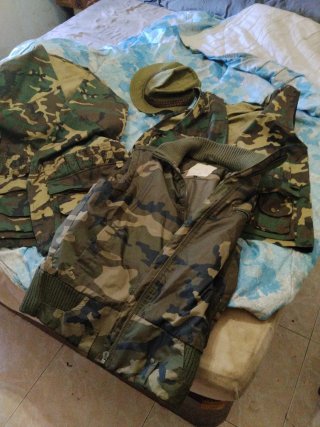 Conjunto Ropa Caza Camuflaje