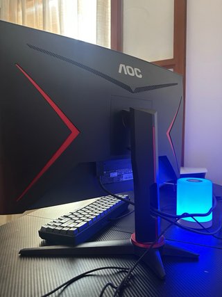 Monitor AOC 23,6 Curvo