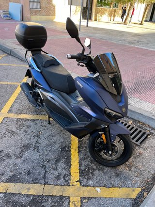 Keeway Easymax LGT 125cc Scooter Azul