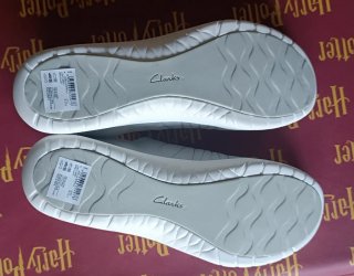 Zapatillas Clarks Grises