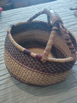 Cesta mimbre estilo africano