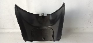 Tapa bajo asiento Kymco Vitality 50cc