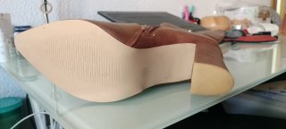 Botas altas elegantes marrones