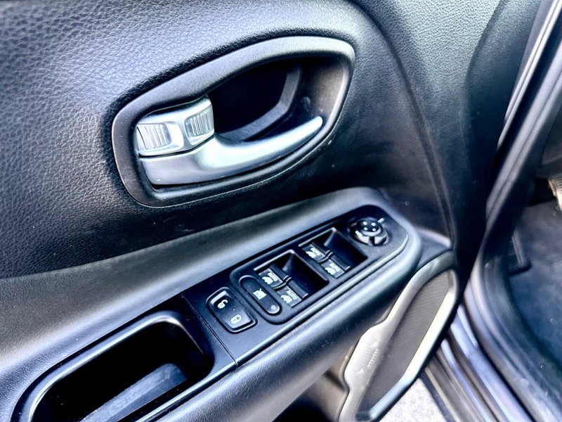 Jeep Renegade 2018, foto 23