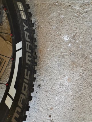 Rueda traseraMavic  Disc con eje incluido y cubier