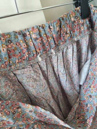 Pantalón corto mujer flores