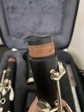 Clarinete con accesorios