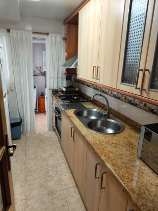 Vendo piso en Benidorm 3 dormitorios, 1 baños