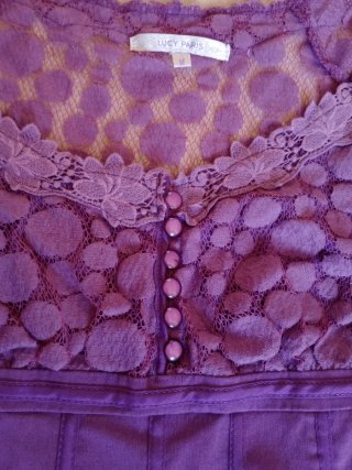 Blusa Lucy París Morada Encaje Talla M