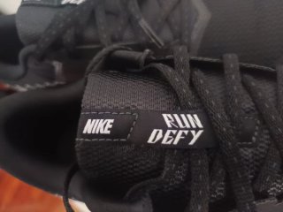 Nike Run Defy Zapatillas Negras y Blancas