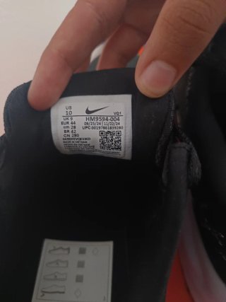 Nike Run Defy Zapatillas Negras y Blancas