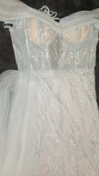 Vestido de fiesta rosa con lentejuelas