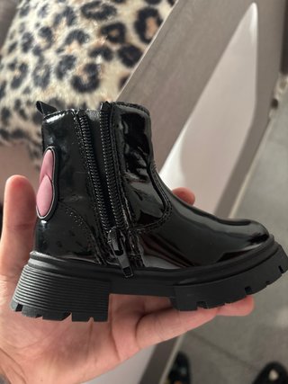 Botas Minnie Niña Talla 22