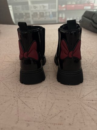 Botas Minnie Niña Talla 22