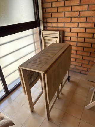 Conjunto Terraza Mesa y 4 Sillas Plegables