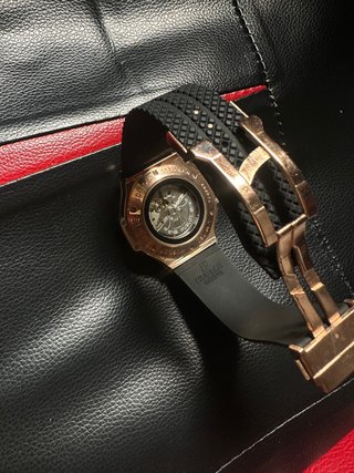 Reloj Hublot Diamantes Dorado Negro