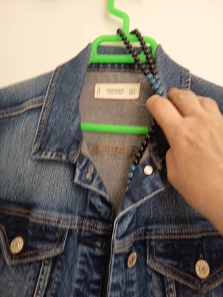 Chaleco vaquero Mango