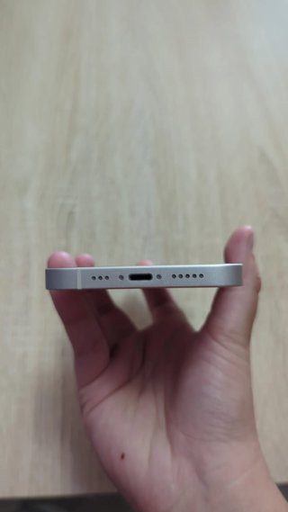iPhone 14 128GB Blanco 87% Batería