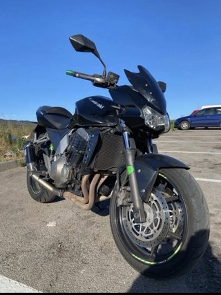 Kawasaki Z750 Negra