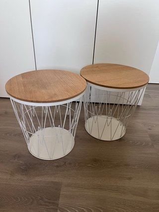 Tavoli ausiliari nordici in legno e metallo