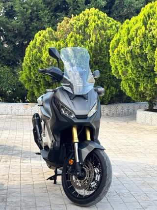 Honda X-ADV 750 Negra/Gris
