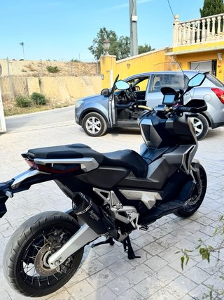 Honda X-ADV 750 Negra/Gris