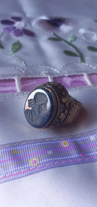 Anello sigillo lapislazzuli con cammeo