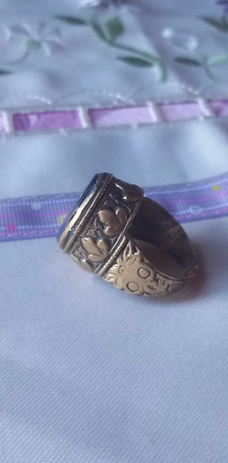 Anello sigillo lapislazzuli con cammeo