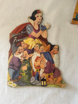 Cuentos antiguos troquelados (4 und)