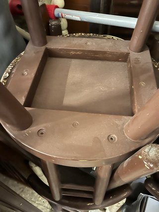 4 Sillas de madera pintada marrón