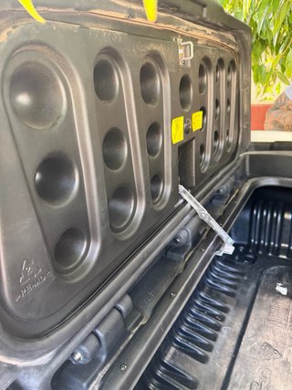 Baúl Toyota Hilux