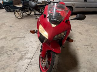 Honda CBR 1000RR Roja y Negra