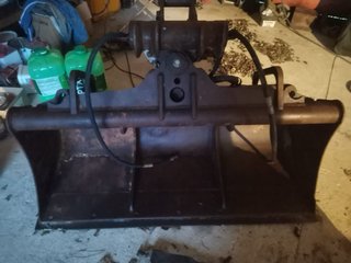 Excavadora IHI 80NX3 (8 Toneladas)