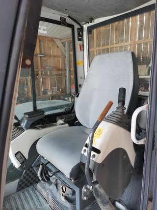 Excavadora IHI 80NX3 (8 Toneladas)