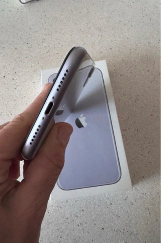iPhone 11 128GB 100% Batería