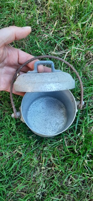 Gavetta militare contenitore in alluminio vintage