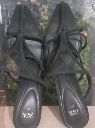 Sandalias ZARA Negras Talla 38