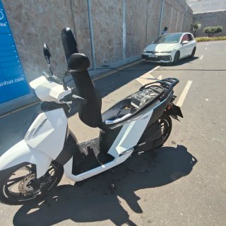 Peugeot Tweet 125cc Scooter Automática