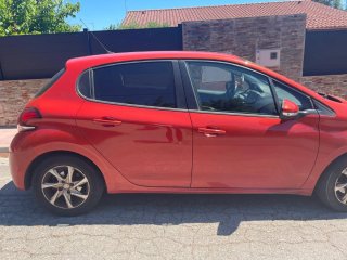 Peugeot 208 Blue HDI