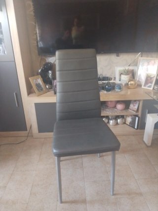 4 Sillas comedor/oficina en buen estado
