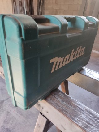 Caja para Sierra de Sable Makita JR3050T