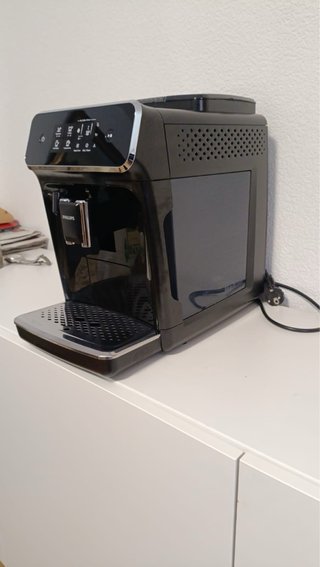 Máquina de Café Philips LatteGo