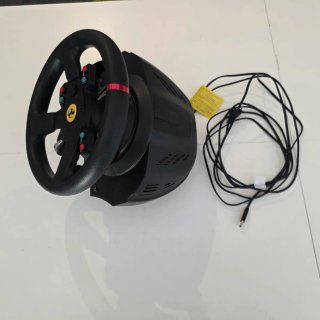 Volante Thrustmaster T300 Ferrari GTE + Pedali