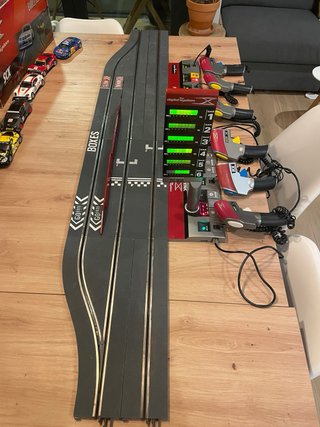 Scalextric Pit Box Digital 6 Coches