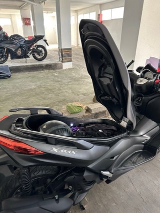 Yamaha XMAX 125cc Negra